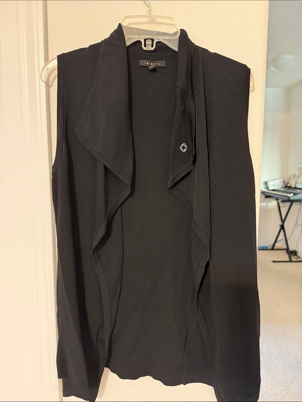 Chase Lands End Fisher Black Open-Front Sleeveless Waterfall Cardigan